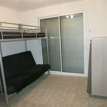 Апартаменты Joli A Front De *