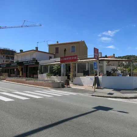 Апартаменты Joli A Front De *