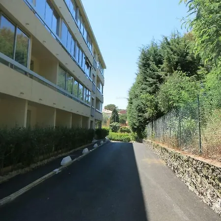 Apartment Joli A Front De *