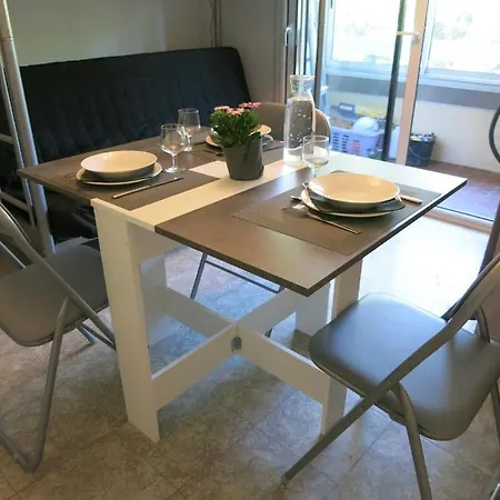 Joli A Front De Сен-Рафаэль