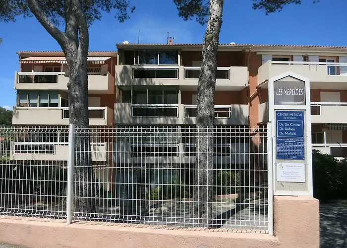 Apartamento Joli A Front De Saint-Raphaël